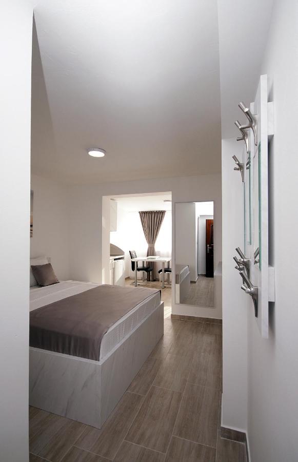 Apartments Residence Dj Petrovac Exterior photo
